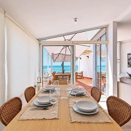 Appartamento Oceanfront Penthouse With Terrace And Views